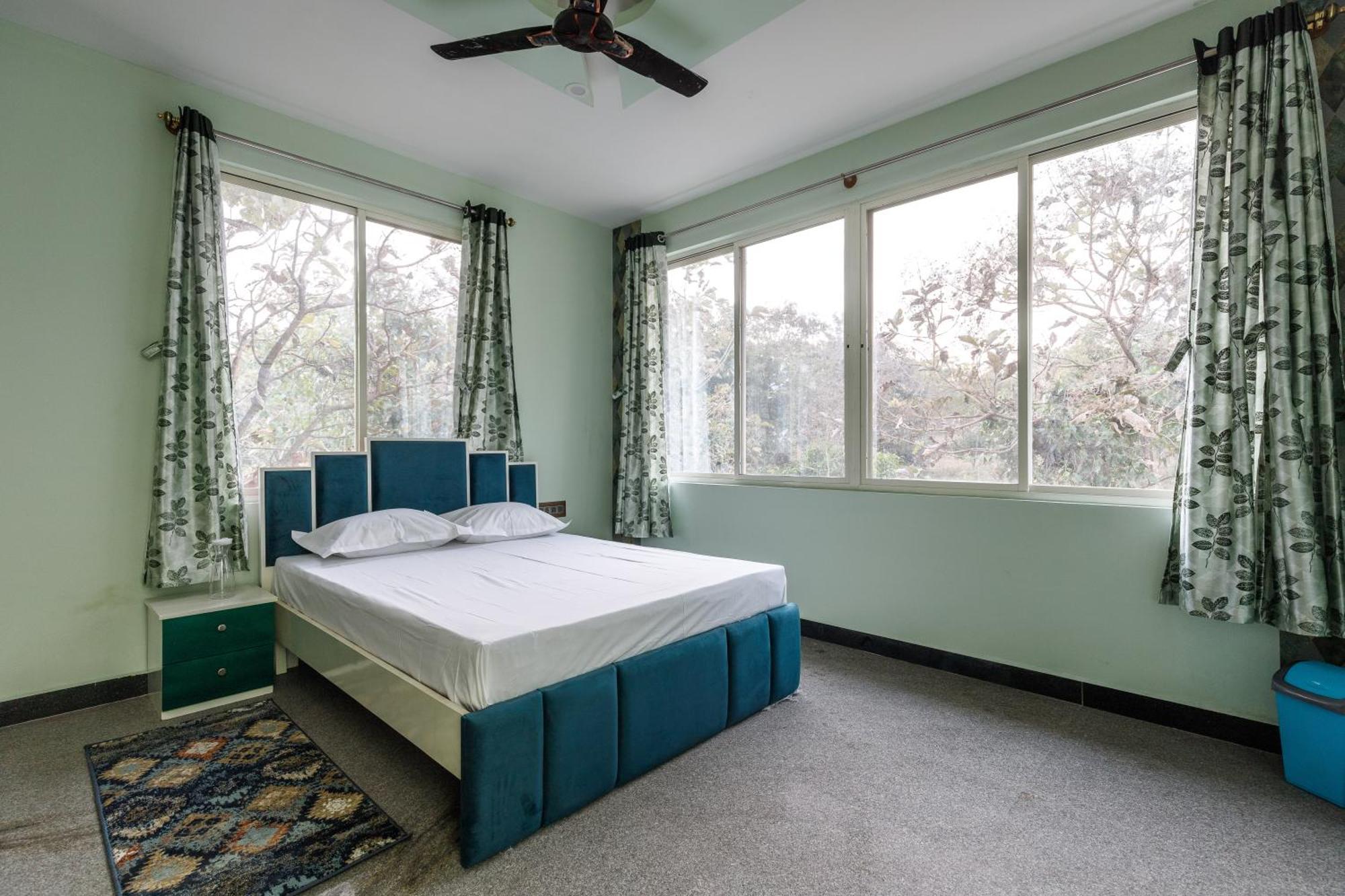 Villa Exotica By Stayjade5Bhkpoolacprojector Denkanikottai Extérieur photo